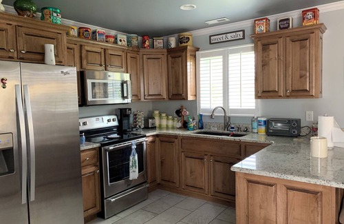 Gallatin Casa | Country setting guesthouse.