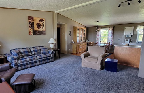 Campbellsport Casa | Country setting with a gorgeous Lake view and stunning sunsets/pet friendly.