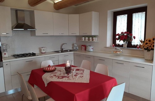 Citta Sant'Angelo Casa | Casa de campo de lujo con piscina - capacidad para 13 a 22 personas