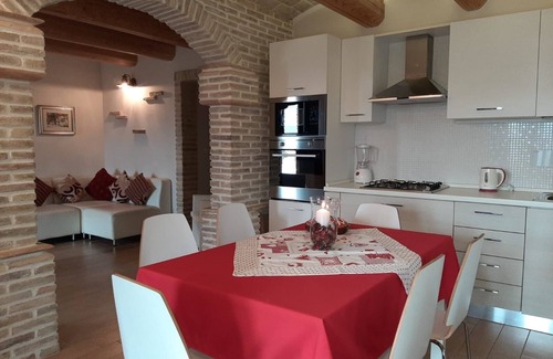 Citta Sant'Angelo Casa | Casa de campo de lujo con piscina - capacidad para 13 a 22 personas