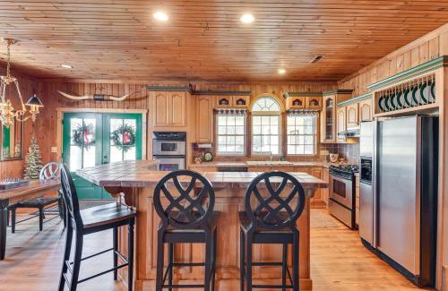 North Carolina Piedmont Casa | Countryside Cabin Rental about 10 Mi to Wadesboro!
