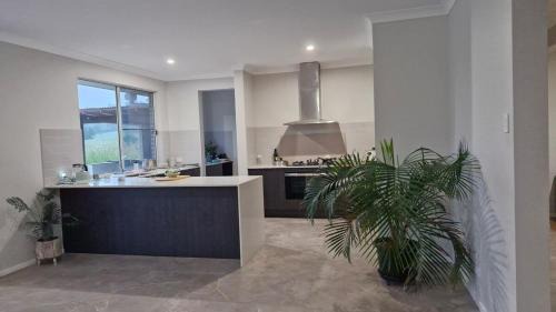 Chatsworth Casa | Countryside Hilltop Stay near Gympie