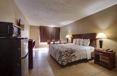 Fairview Shores Hotel | Countryside Inn & Suites Orlando