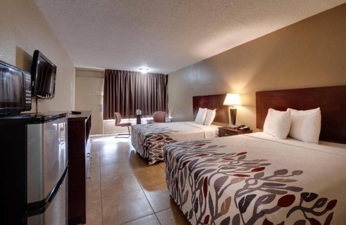 Fairview Shores Hotel | Countryside Inn & Suites Orlando
