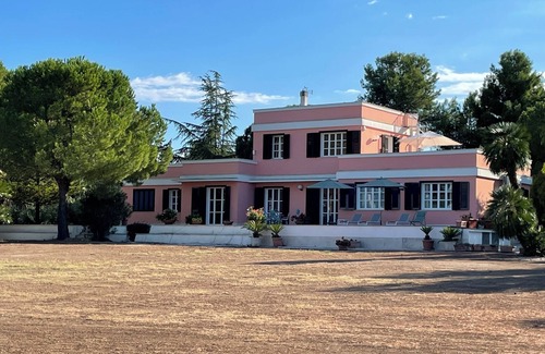 Trani Villa | Villa rural privada con vista panorámica a Trani y al mar.