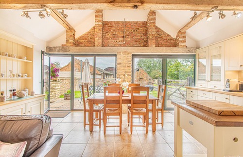 Chippenham Casa | Countryside Retreat/Panoramic Picturesque Views