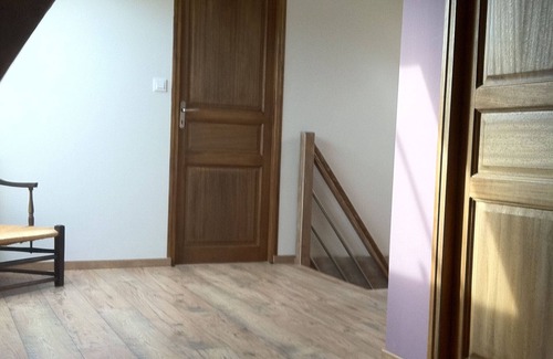 Connerre Cabaña | Casa rural con encanto cerca del circuito de Le Mans – Ideal para familias, parking y tranquilidad