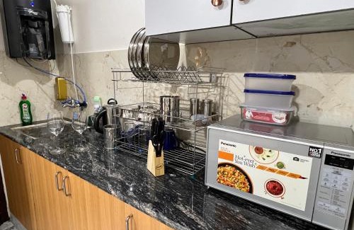 Zirakpur Apartamento | Couple Love Condos 1BHK