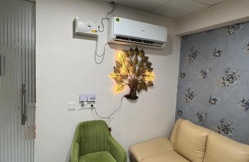 Zirakpur Apartamento | Couple Love Condos 1BHK
