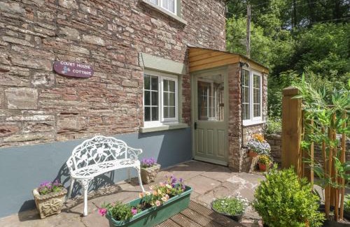Blakeney Casa | Court House Cottage