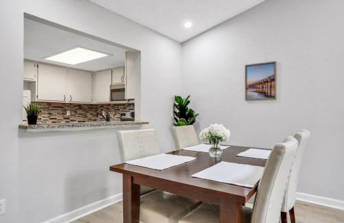 Golden Glades - The Woods Casa | Courtney Woods Oasis by SkyRun Jacksonville