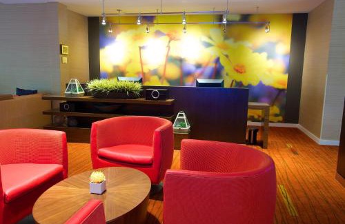 Farmview - Ramble Hotel | Courtyard Blacksburg