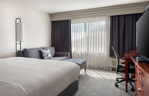 Plymouth Meeting Hotel | Courtyard by Marriott Philadelphia Plymouth Meeting