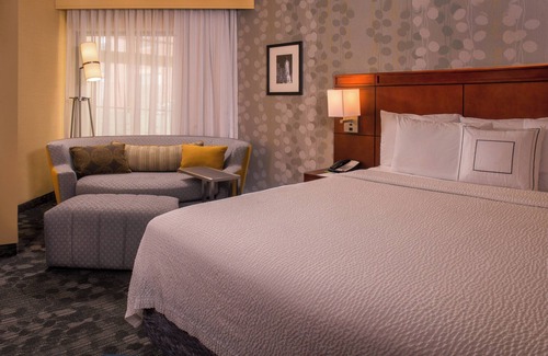 Old Town Fredericksburg Hotel | Courtyard by Marriott Fredericksburg Historic District