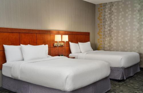 Stow Hotel | Courtyard by Marriott Akron Stow