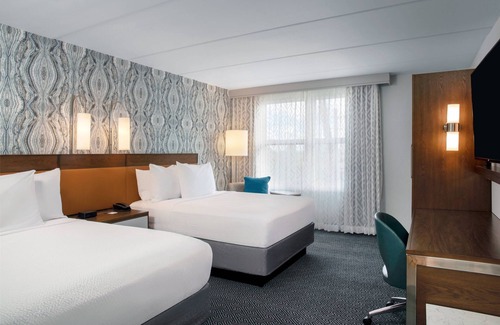 Aventura Hotel | Courtyard by Marriott Aventura Mall