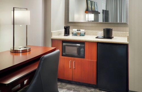 Greenville - Spartanburg Hotel | Courtyard by Marriott Greenville Haywood Mall
