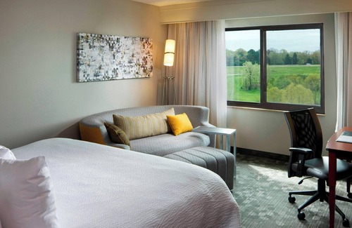 Jackson Hotel | Courtyard by Marriott Jackson