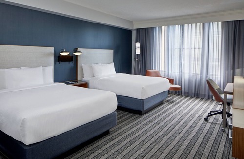Downtown Nashville Hotel | Courtyard By Marriott Nashville Downtown