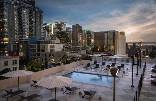 Little Italy Hotel | Courtyard by Marriott San Diego Downtown Little Italy