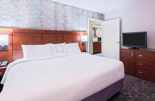 Bayou Oaks Hotel | Courtyard by Marriott Sarasota Bradenton Airport
