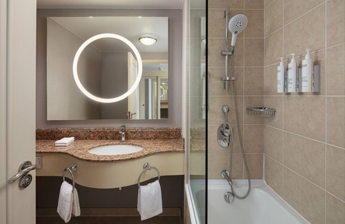 Tbilisi City Centre Hotel | Courtyard by Marriott Tbilisi