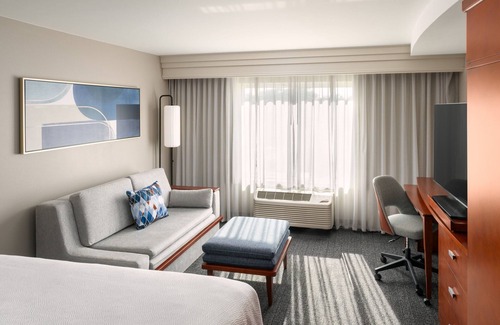 Orange Park Hotel | Courtyard Jacksonville Orange Park