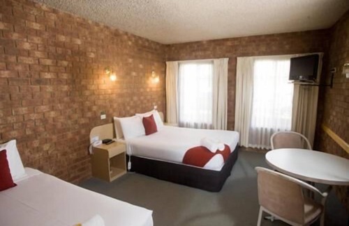 Shepparton Hotel | Courtyard Motor Inn