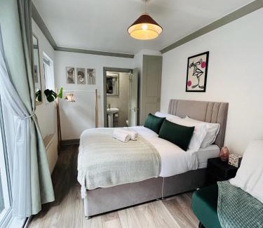 Hammersmith Apartamento | Courtyard Oasis