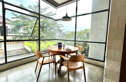 Binong Hotel | Cove Heritage