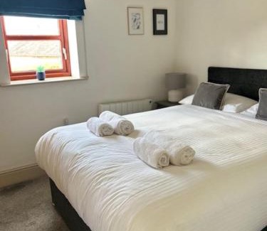 Louth Casa | Covenham Holiday Cottages - Dragonfly