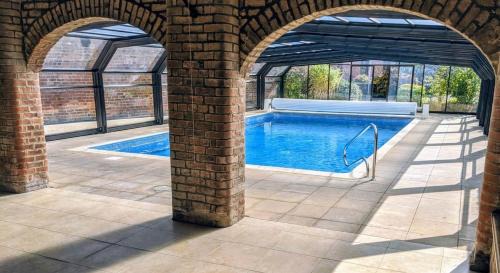 Louth Casa | Covenham Holiday Cottages - Dragonfly