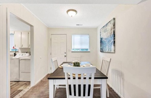 Alabaster Casa | Covenient Townhome in Alabaster near Birmingham
