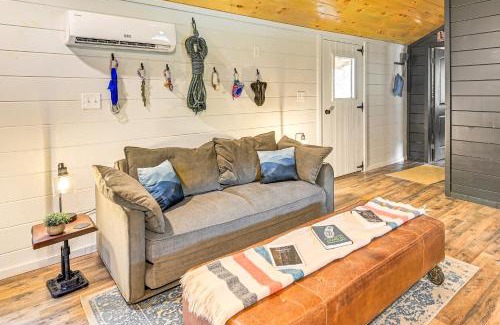 Campton Casa | Covered Deck and Hot Tub Cozy Retreat in Campton!