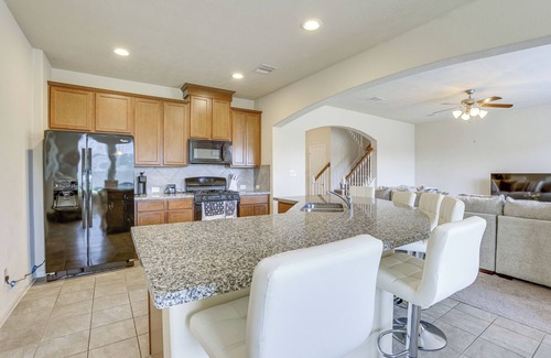 Atascocita Cabaña | Covered Patio & Spacious Yard: Houston Area Home!