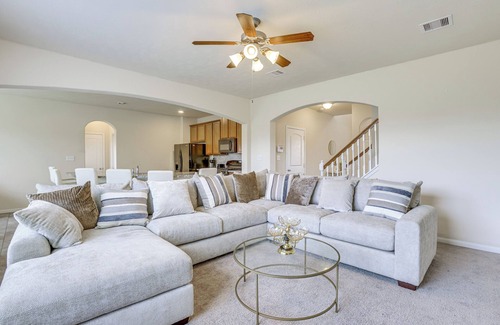 Atascocita Cabaña | Covered Patio & Spacious Yard: Houston Area Home!