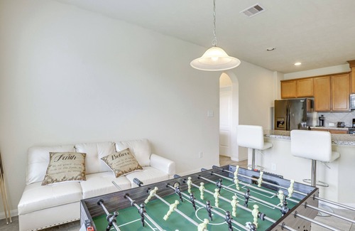 Atascocita Cabaña | Covered Patio & Spacious Yard: Houston Area Home!