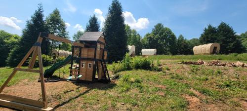 Lenoir Otro | Covered Wagons Hill Camp - WAGON 4