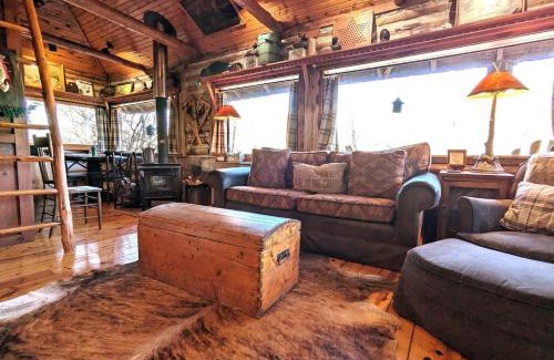 Eureka Springs Casa | Coyotes Rest Lake Lucerne 8