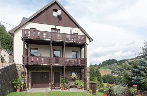 Rittersgrun Apartamento | Acogedora base de esquí con jardín