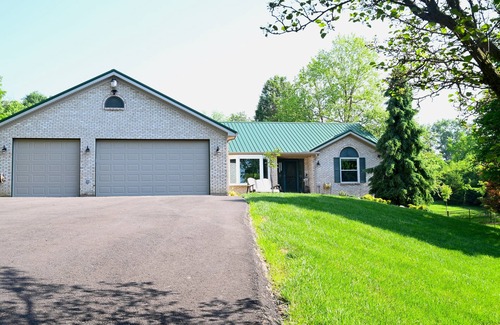 West Chester Apartamento | Cozy 1-bedroom apartment with AC and WiFi, secluded, private, and professional