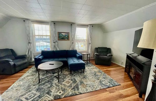 Lackawanna Apartamento | Cozy 1-bedroom apartment with WiFi, AC peaceful Lackawanna.
