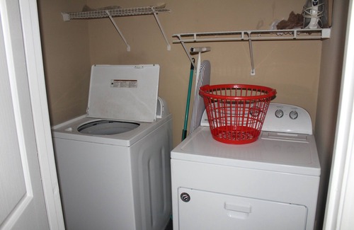 Lexington Apartamento | Cozy 1-bedroom apartment located on the southwest side of Lexington KY.