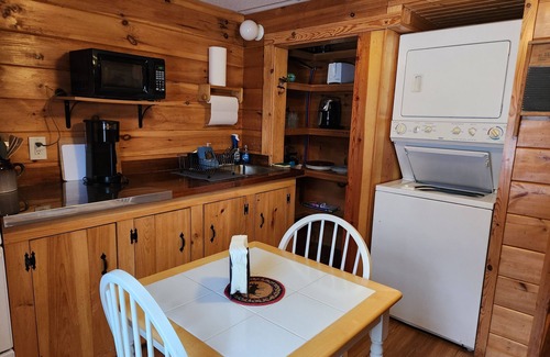 Littleton Apartamento | Cozy 1-bedroom apartment in charming Littleton with stunning mountain views!