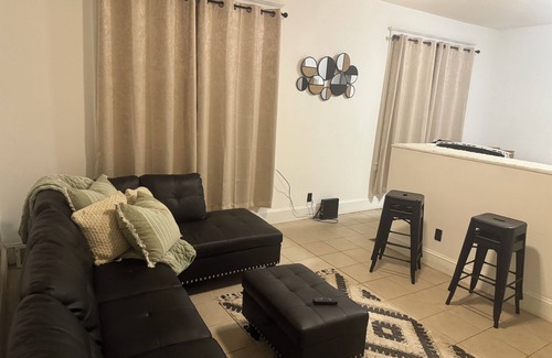Trenton Apartamento | Cozy 1-bedroom apartment in Historic Mill Hill with AC, WiFi
