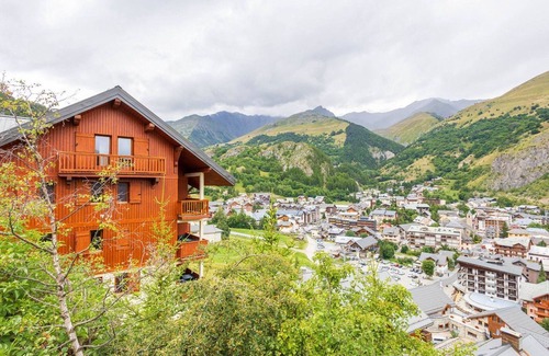 Valloire Apartamento | Cozy 1-Bedroom Apartment for 4, South-Facing, 3-Star Rating, Near Slopes, Valloire