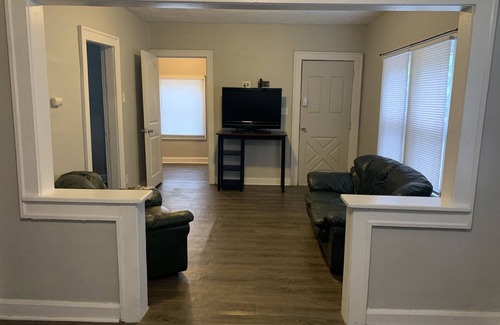 Indianapolis Casa | Cozy 1 Bedroom House, Free Parking, Highway Access