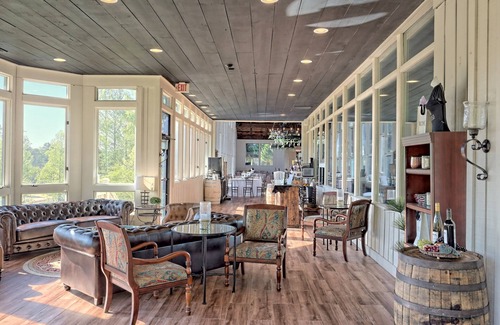 Clayton Condominio | Cozy 1-Bedroom Retreat with 2 Queen Beds in Clayton, GA