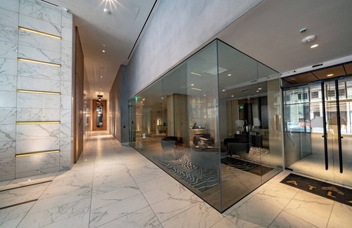 Downtown Oakland Apartamento | Cozy 1-bedroom with fitness room, WiFi in delightful Oakland