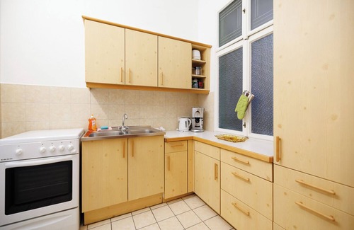 Josefstadt Apartamento | Acogedor apartamento de 1 habitación cerca de AKH, estación de metro enfrente